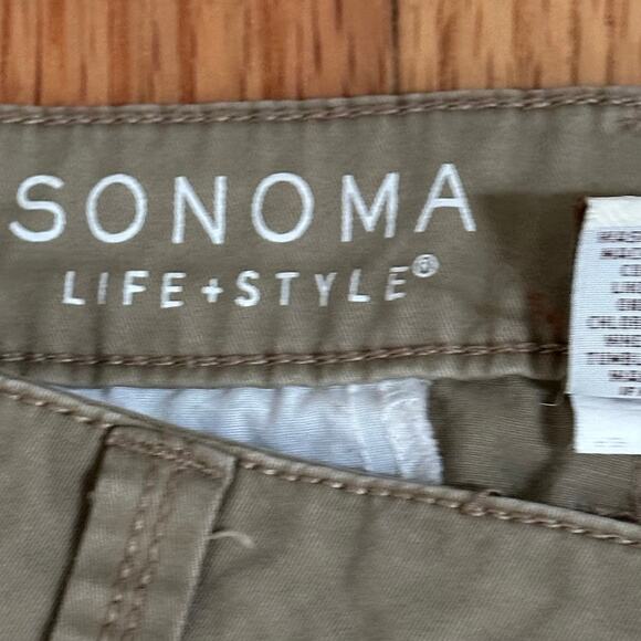 Sonoma Life Style pants,  Size 10, 30" inseam,  Straight Leg Mid Rise - Picture 5 of 7